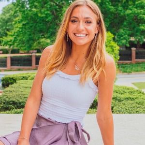 Meet your Posher, Jenna